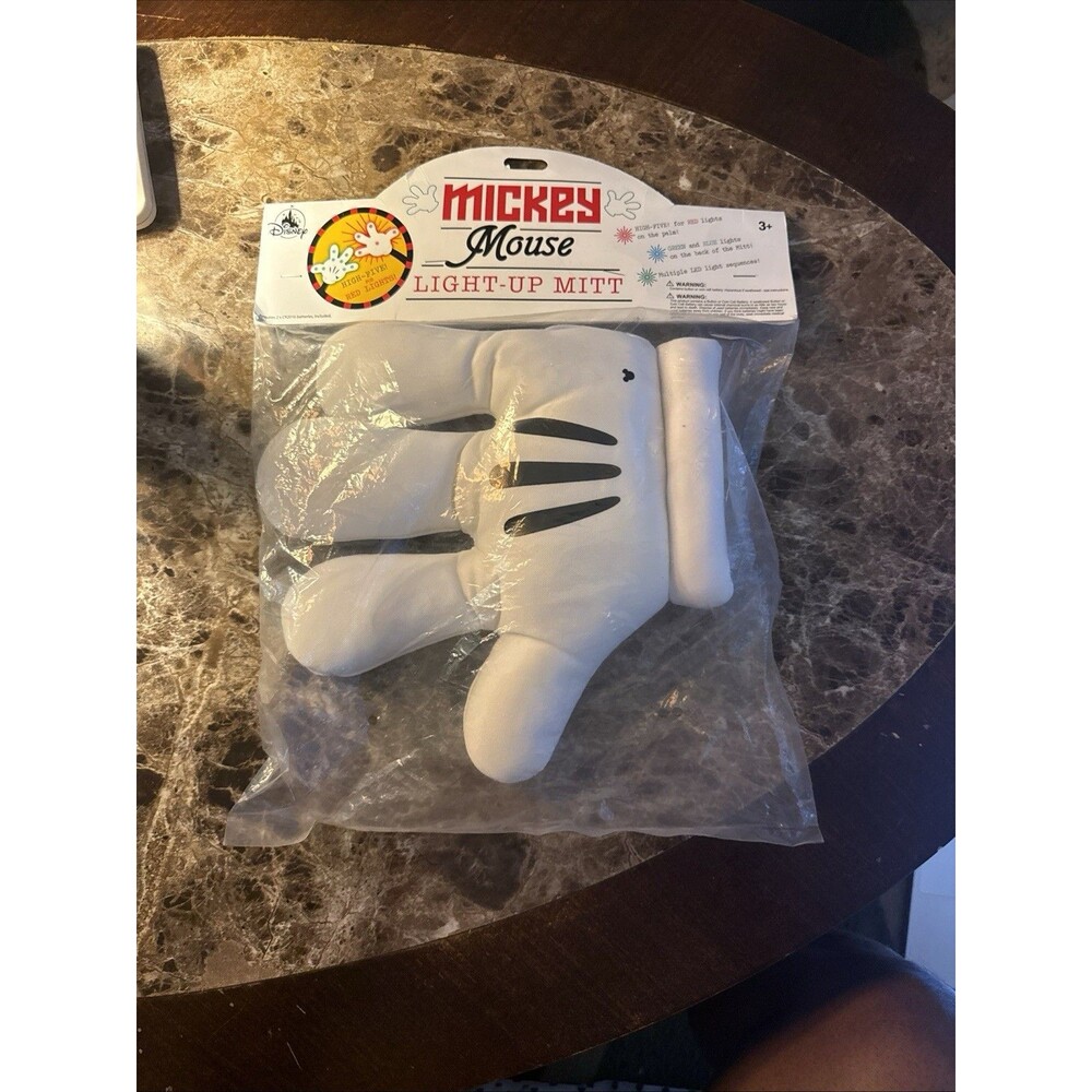 Disney Mickey Mouse Light Up Mitt Gloves White Costume Hands New In Package